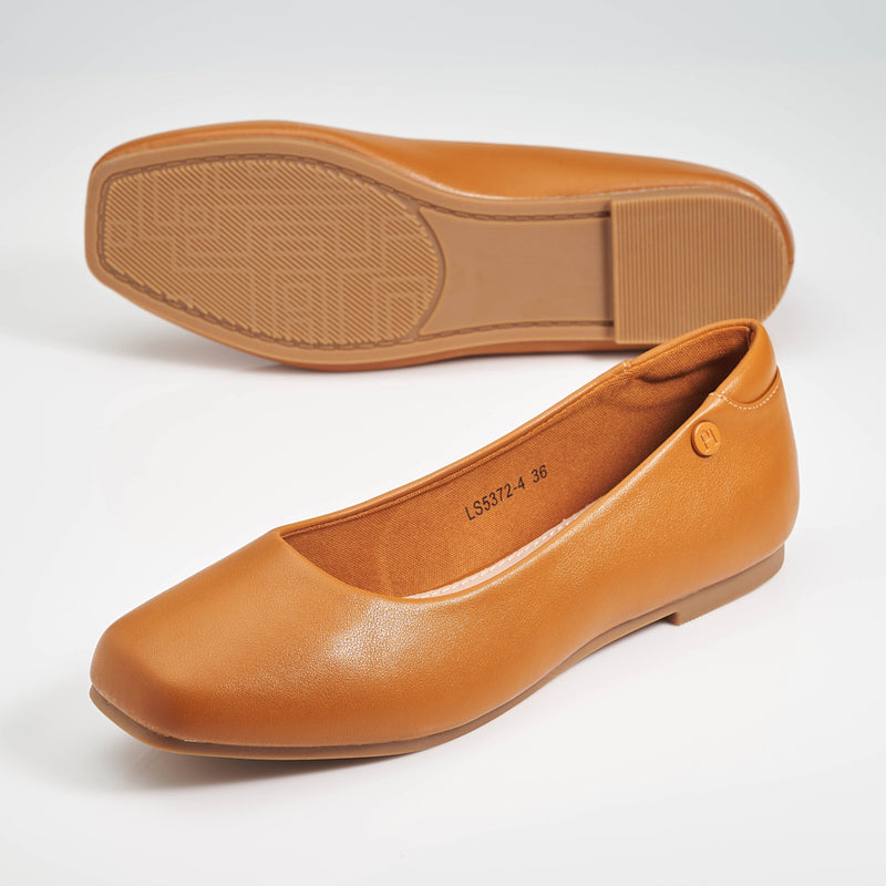 Load image into Gallery viewer, Ladies Round Toe Slip On Loafer
